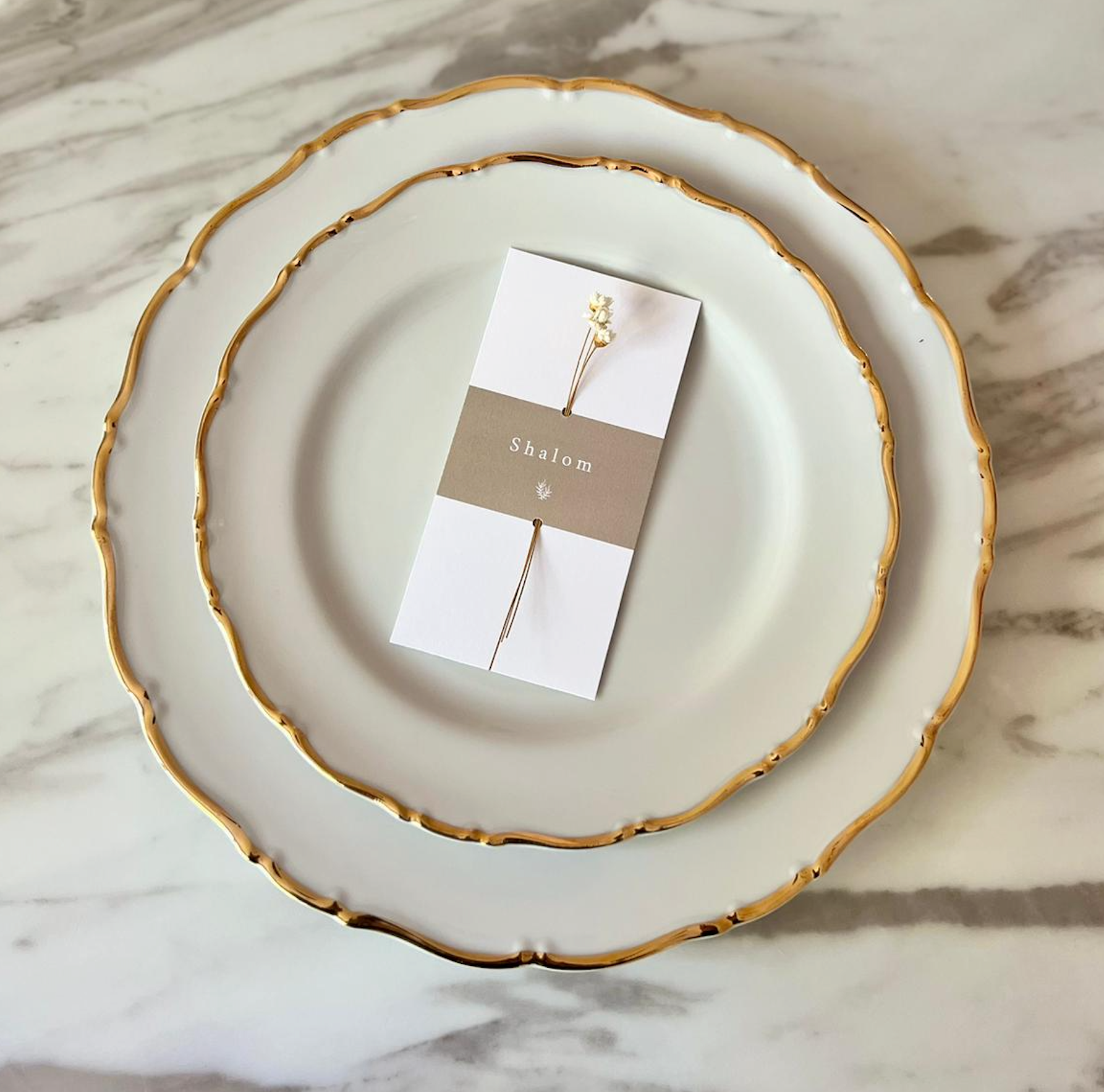 Dried Daisy Flower Place Card