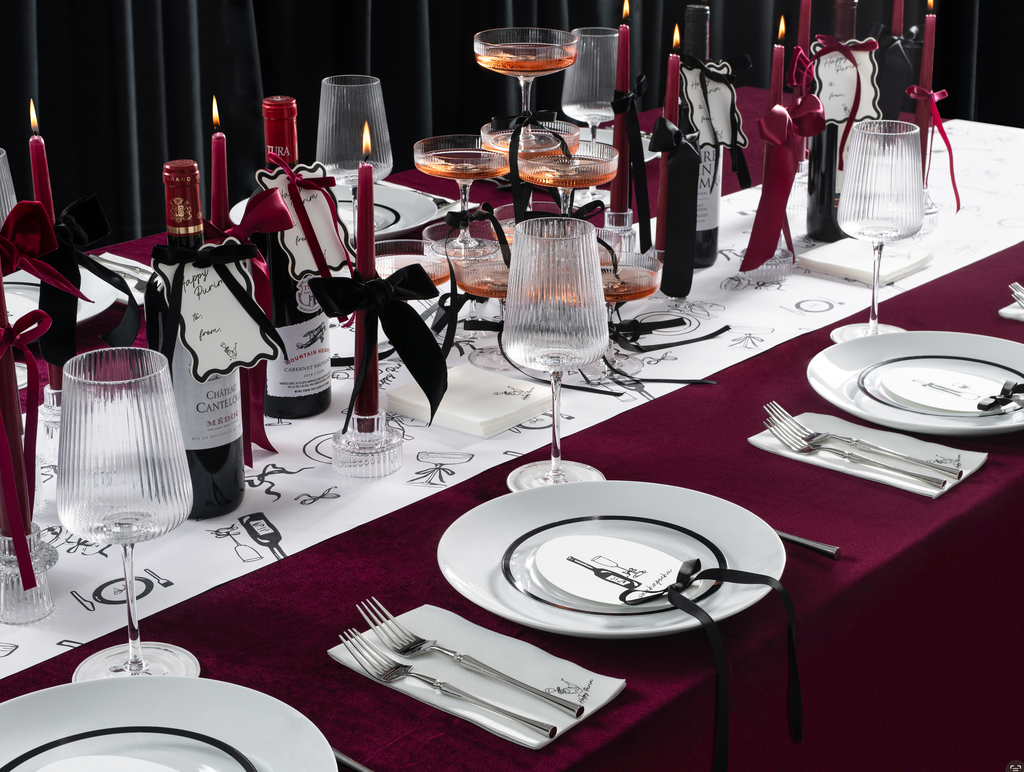 Bows & Bordeaux table runner