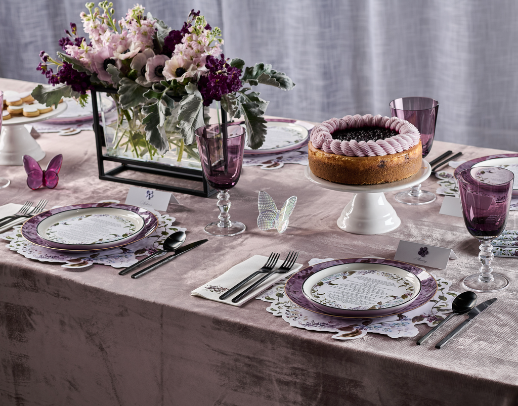 Lilac Bouquet Plate Charger