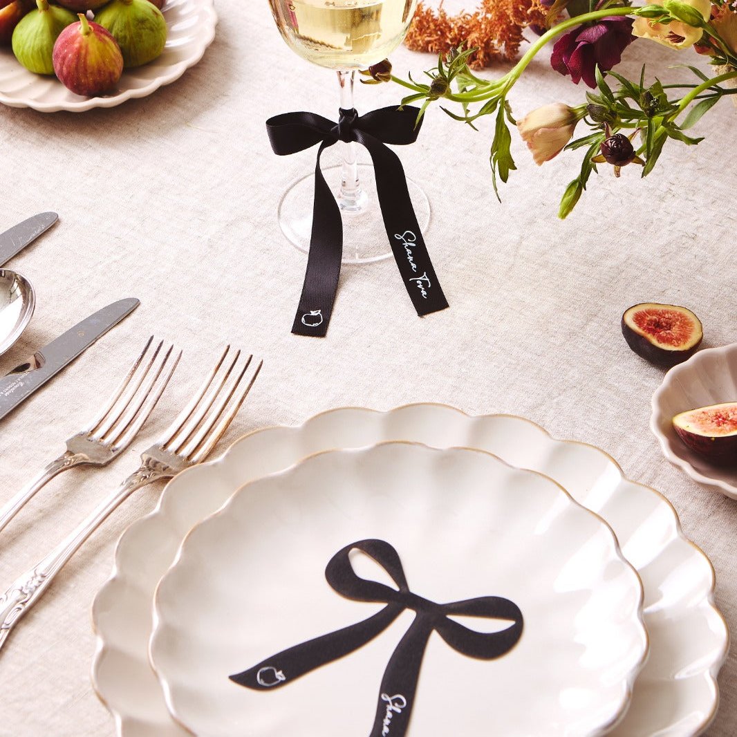 Delicate Bow Plate Accent | The Chef's Wife Edition