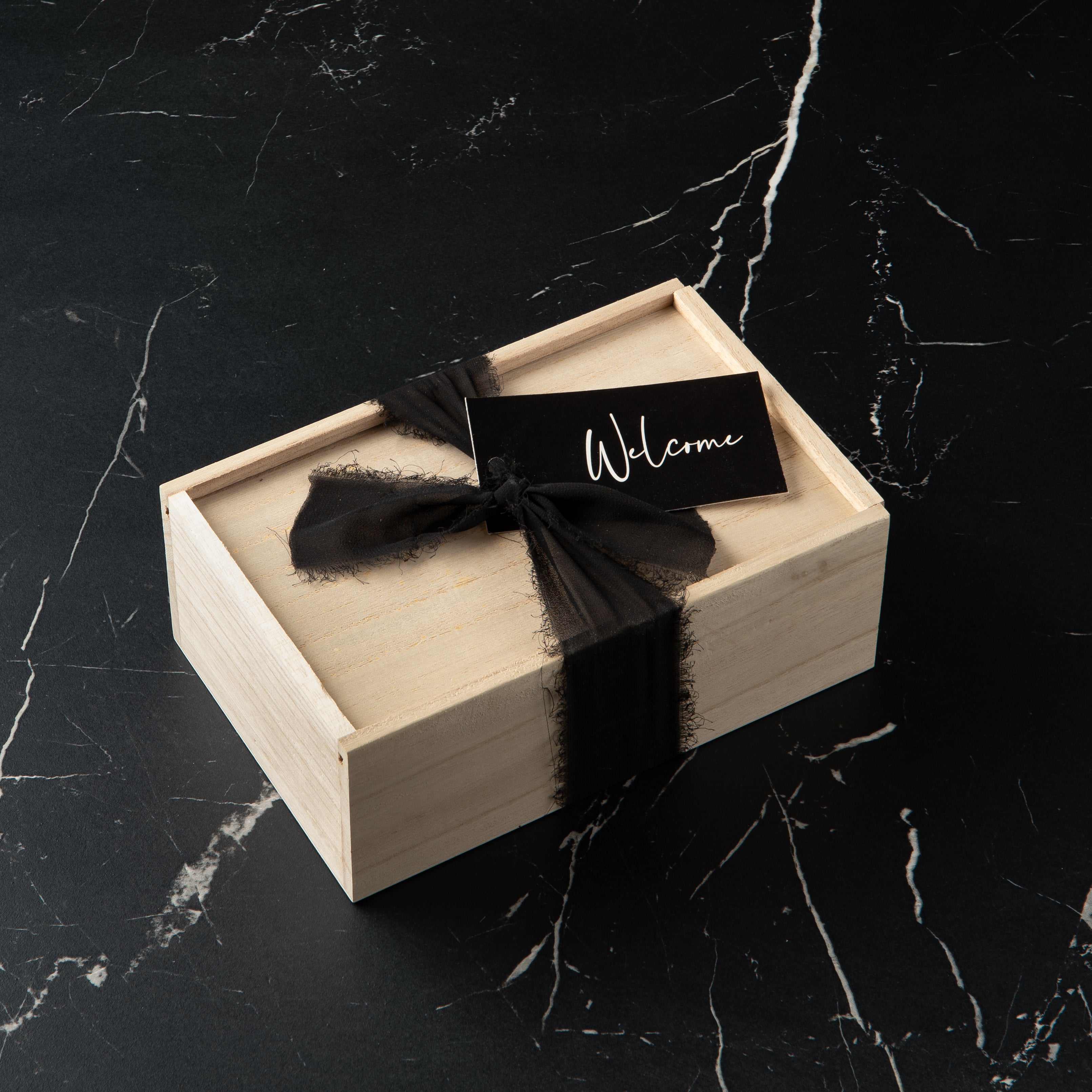 Small Wood Hostess Package