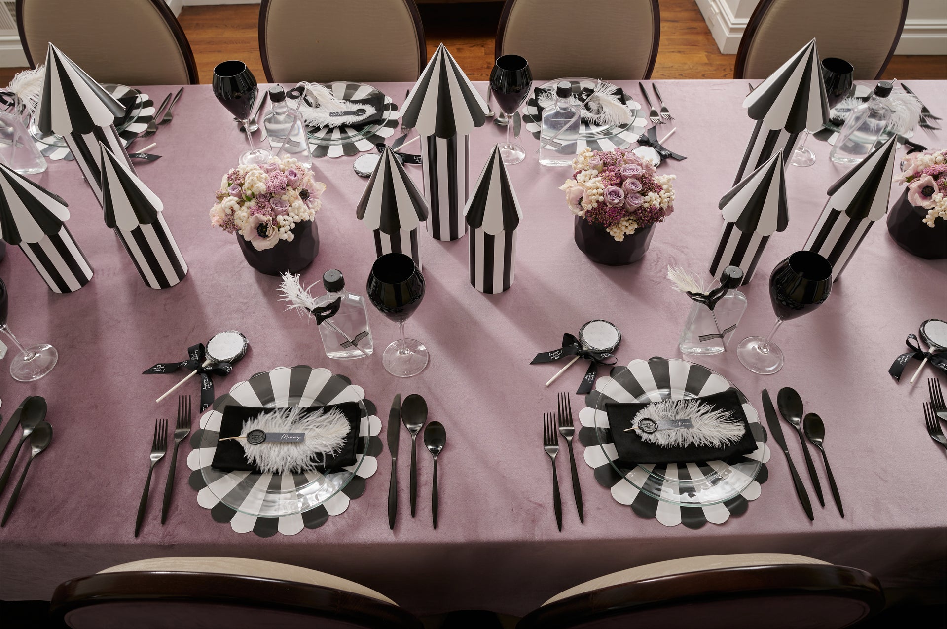 The Tent Event Scalloped Placemats