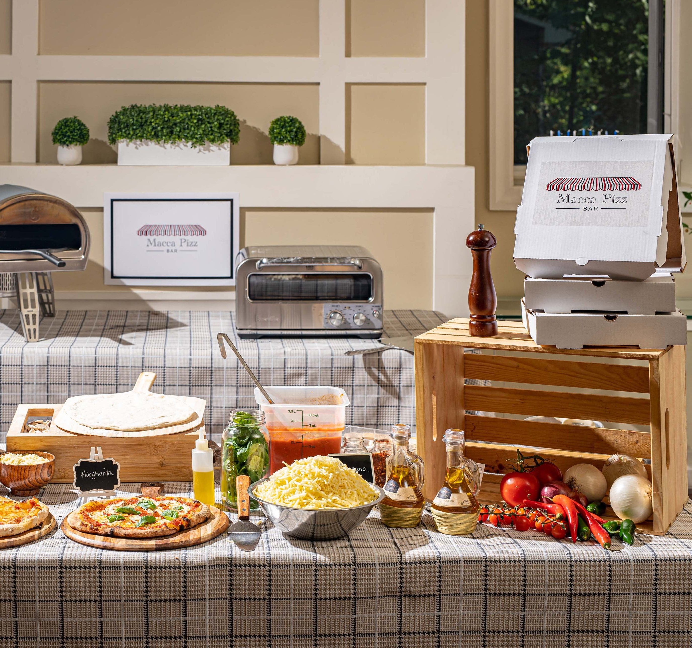 Raising The Bar Macca Pizz box