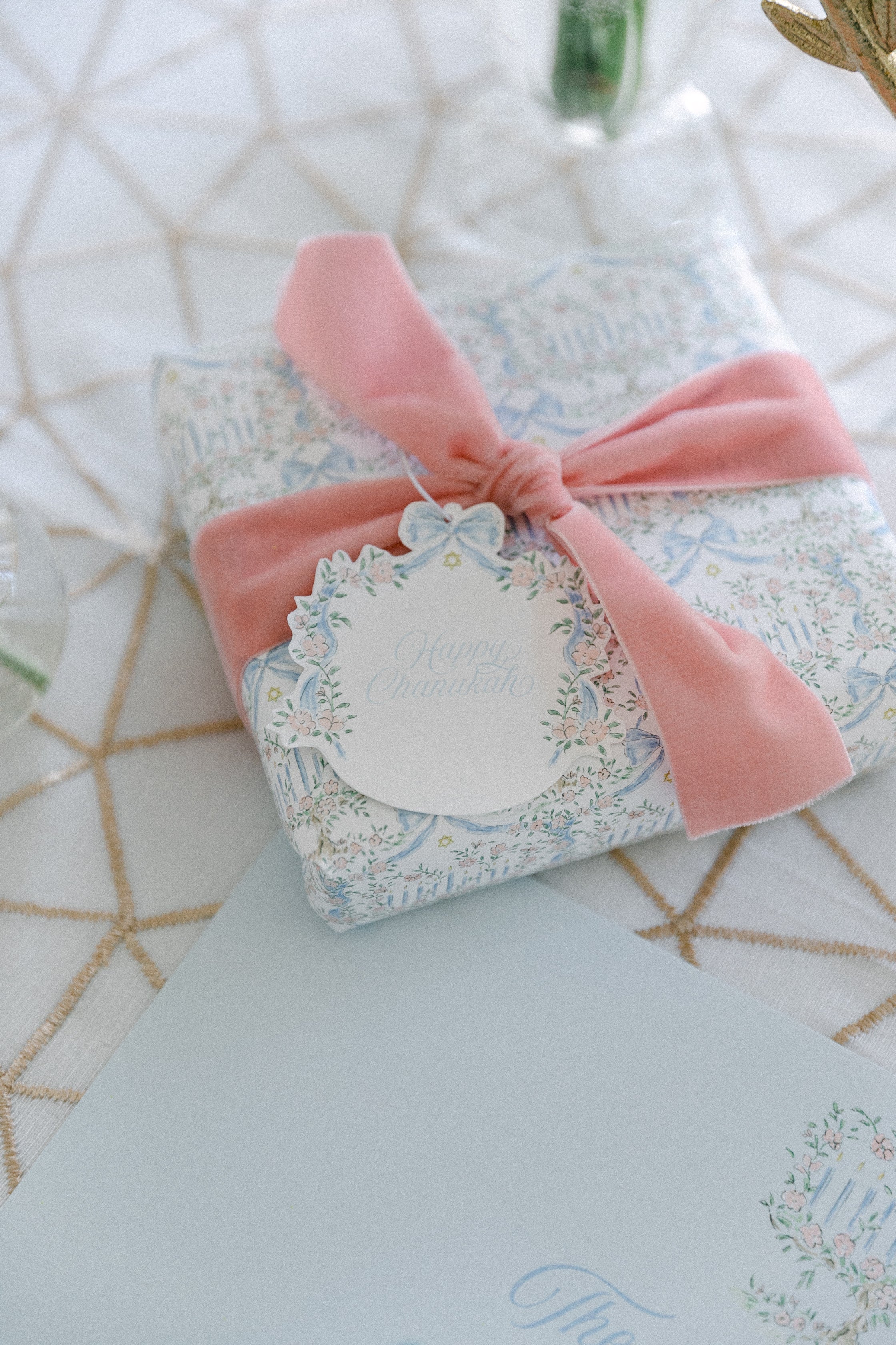 Garland Die Cut Gift Tags