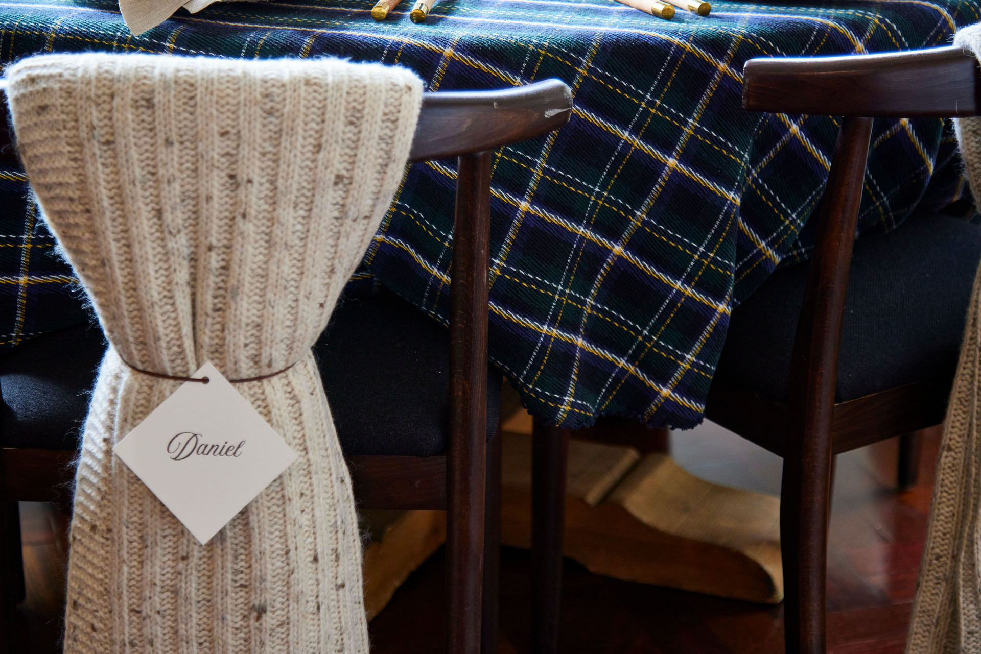 Plaid look paper placemat