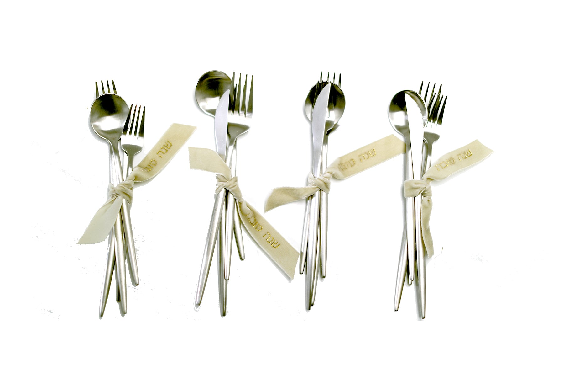 Shana Tova Velvet Cutlery Wrap | Rachel Ostroy collection