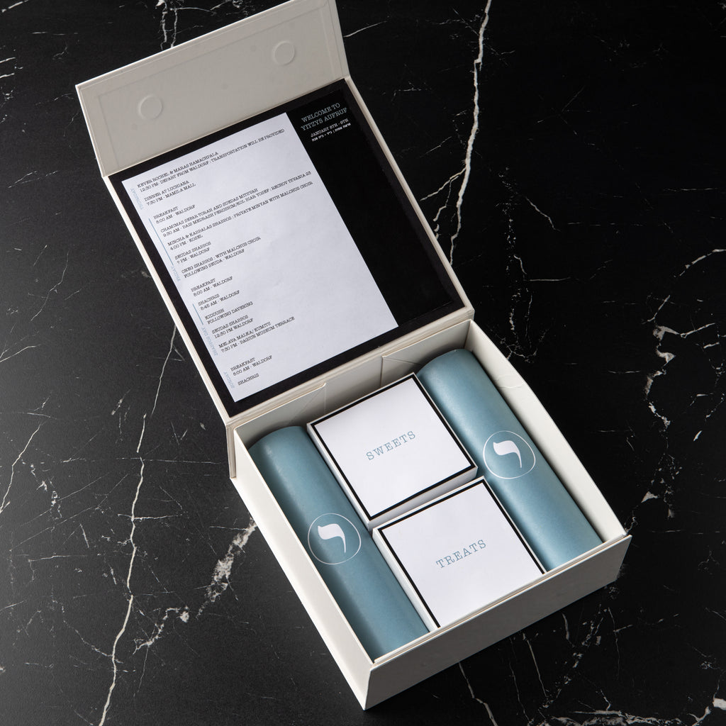 White Magnetic Hostess Box